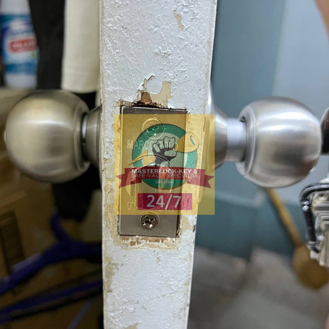 Locksmith Services 5