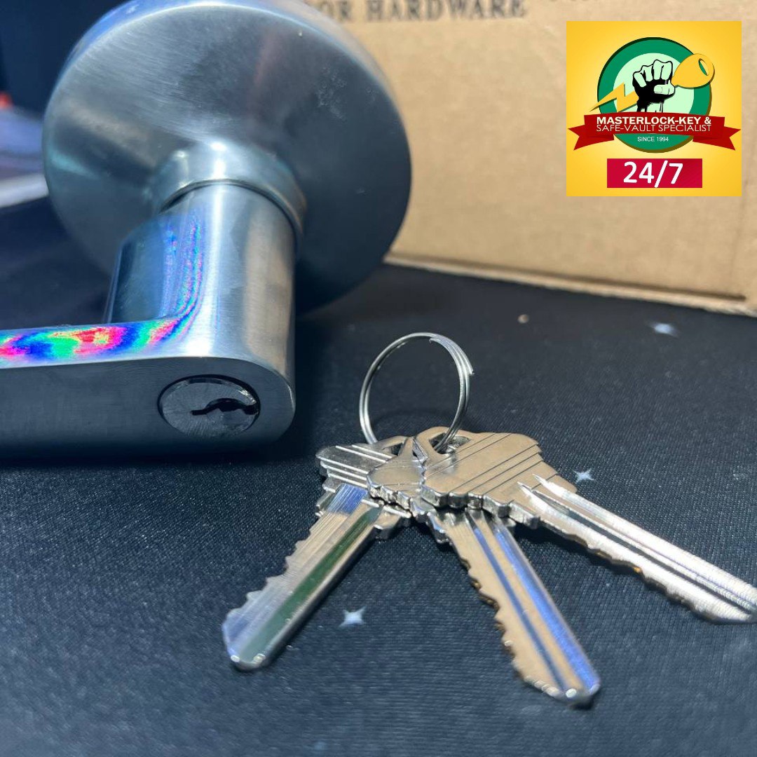 Locksmith Services 7